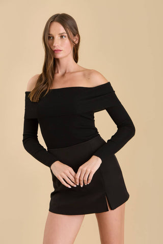 Eyes On You Off The Shoulder Sweater - Black